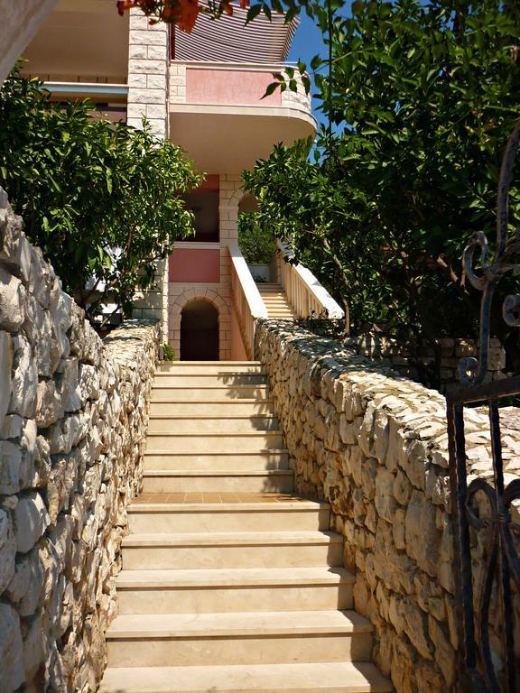 Apartments Doris زافالاتيكا المظهر الخارجي الصورة